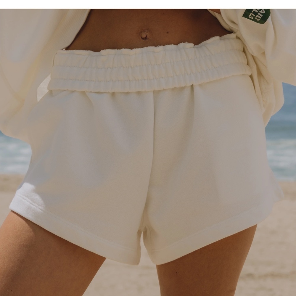 White daily drills super shorts!!